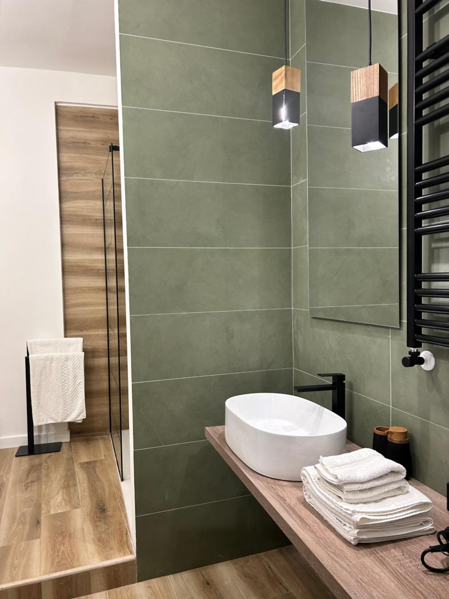 A Due Passi Dalla Scalinata Rooms Кальтаджіроне Екстер'єр фото